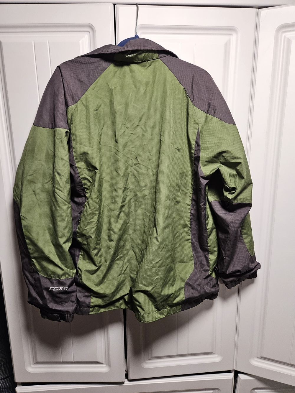 Free Country Men's Two-Tone Green and Gray Rain Jacket